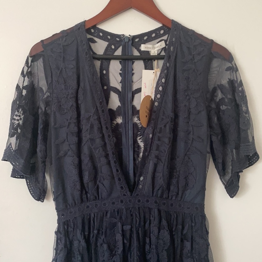 Dress - Picture 4 of 4